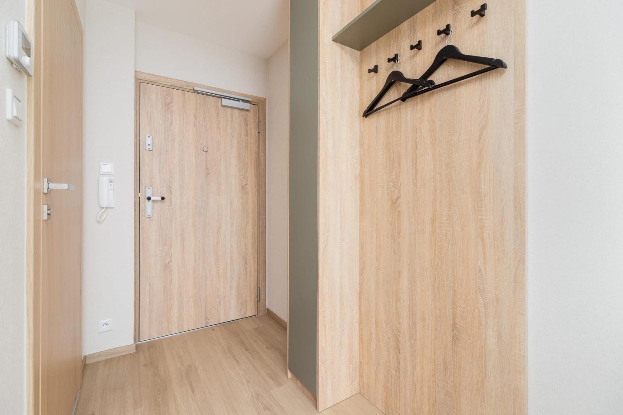 Modern Studios With Air Conditioning In Downtown Krakow By Noclegi Renters Exterior photo