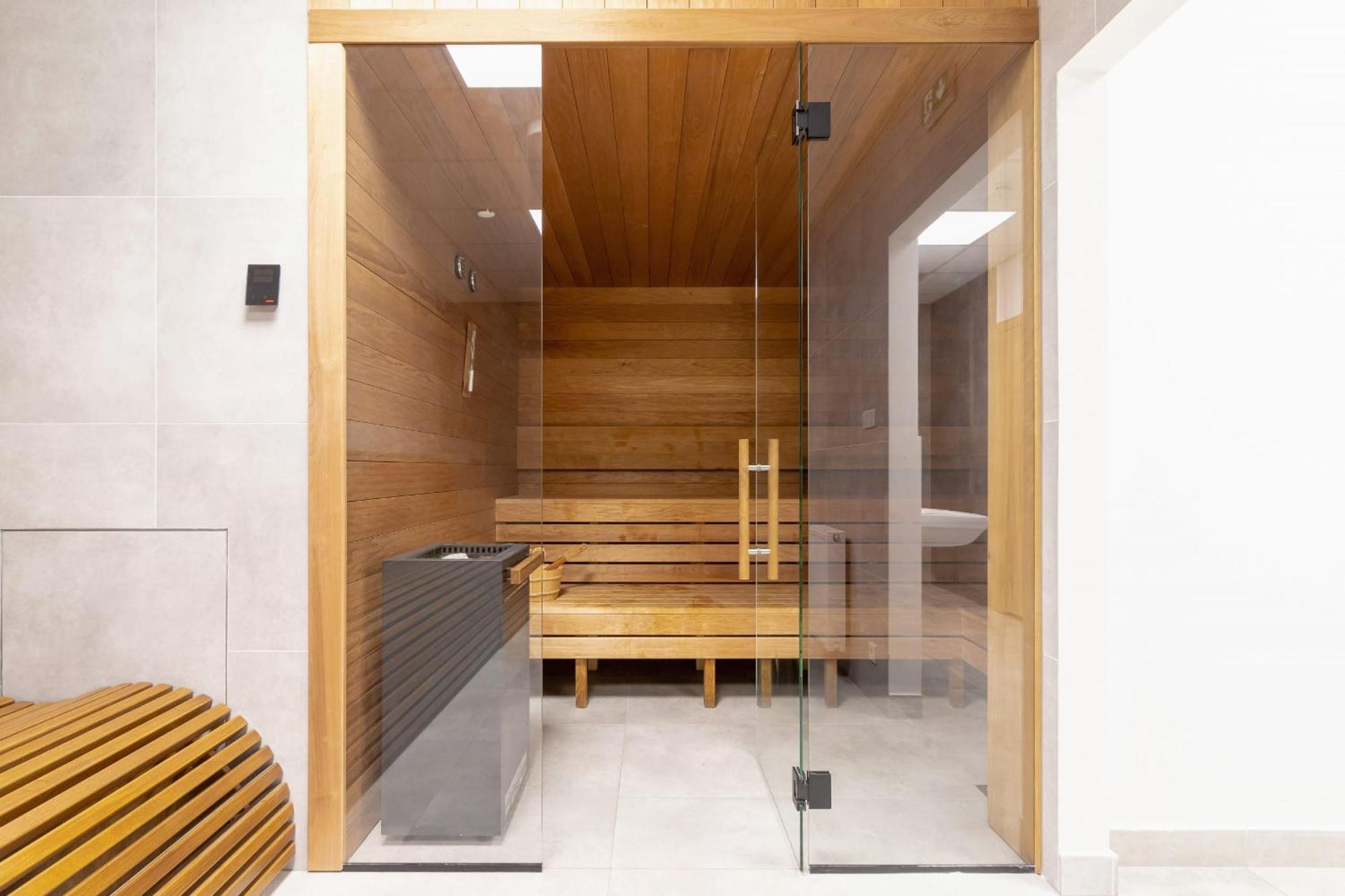 Modern Studios With Air Conditioning In Downtown Krakow By Noclegi Renters Exterior photo